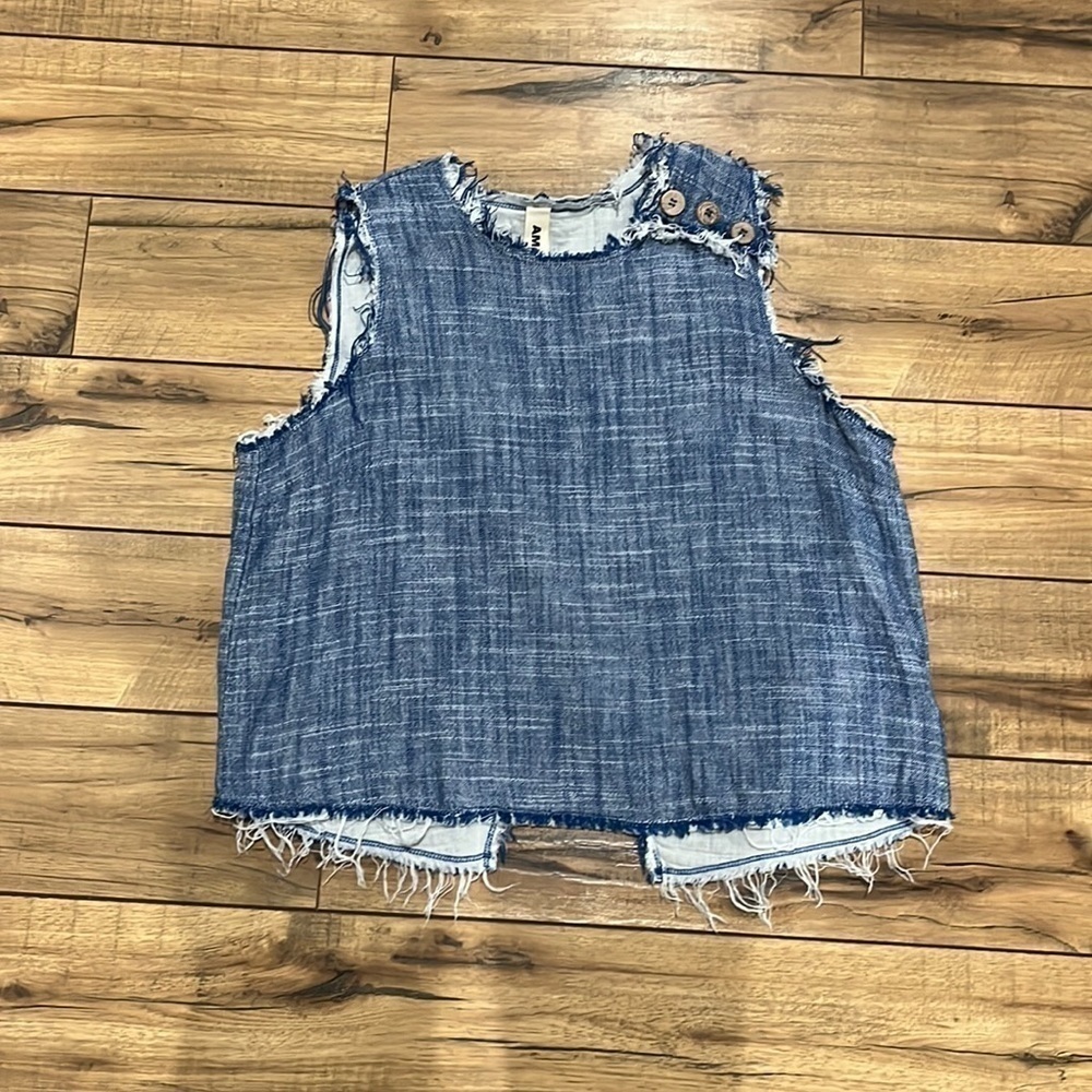 Amadi Frayed Blue Sleeveless Side Button Top  Size: Large